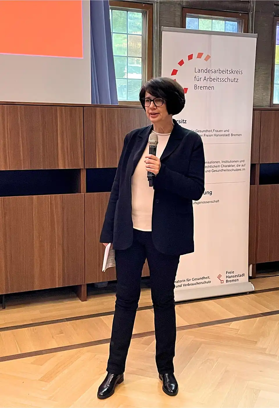 Begr&uuml;&szlig;ung Frau Senatorin Bernhard