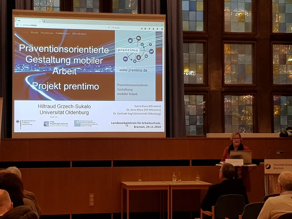 Referentin Frau Grzech-Sukalo, Uni OL